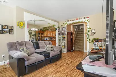 863 E St, Washougal, WA 98671 - Photo 6