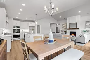 8813 SW Peoria Ln, Tualatin, OR 97062 - Photo 14