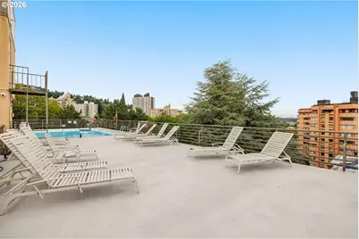 2021 SW Main St #11, Portland, OR 97205 - Photo 30
