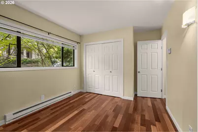 2021 SW Main St #11, Portland, OR 97205 - Photo 12