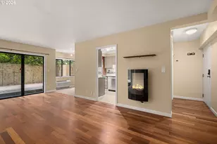 2021 SW Main St, Portland, OR 97205 - Photo 4