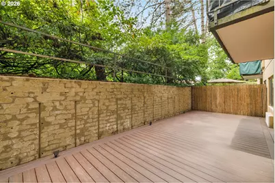 2021 SW Main St #11, Portland, OR 97205 - Photo 22