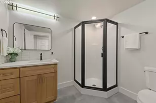 2491 Suncrest Ave, Eugene, OR 97405 - Photo 40