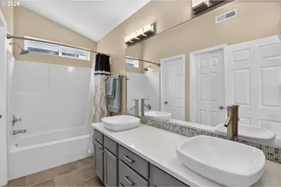 17625 SW Dodson Dr, Sherwood, OR 97140 - Photo 16