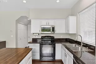 17625 SW Dodson Dr, Sherwood, OR 97140 - Photo 8
