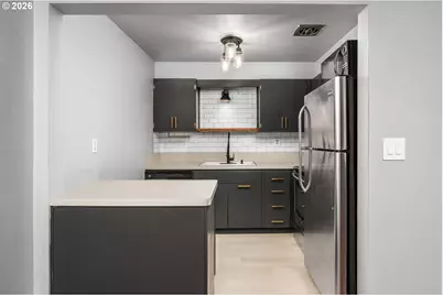 4460 SW Scholls Ferry Rd #8, Portland, OR 97225 - Photo 14