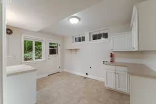 10151 SW Lancaster Rd, Portland, OR 97219 - Photo 32