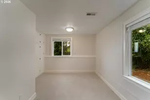 10151 SW Lancaster Rd, Portland, OR 97219 - Photo 30