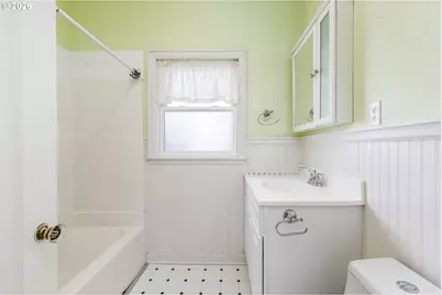5415 N Fessenden St, Portland, OR 97203 - Photo 14