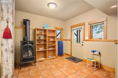 1945 Cynthia Way, Mosier, OR 97040 - Photo 40