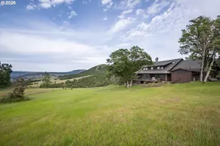 1945 Cynthia Way, Mosier, OR 97040 - Photo 1