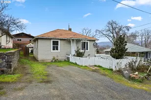 1309 Perkins St, The Dalles, OR 97058 - Photo 1