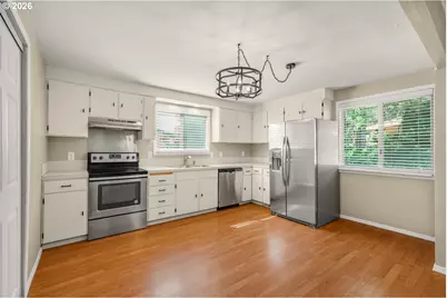 1245 SE Germond Ave, Roseburg, OR 97470 - Photo 6
