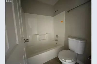 19189 SE Yamhill St #7, Portland, OR 97233 - Photo 34