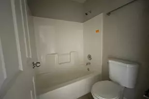 19189 SE Yamhill St, Portland, OR 97233 - Photo 34