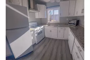 3790 Midway Ave, Salem, OR 97301 - Photo 6