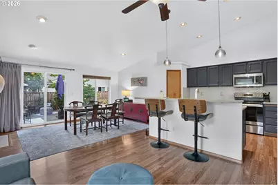 1007 NE 118th Ave, Portland, OR 97220 - Photo 12