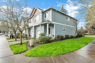 2705 SE 74th Way, Hillsboro, OR 97123 - Photo 2