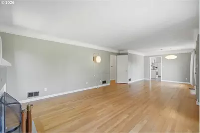 7214 SW 10th Ave, Portland, OR 97219 - Photo 6