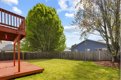 21558 SW Longacre St, Beaverton, OR 97003 - Photo 38