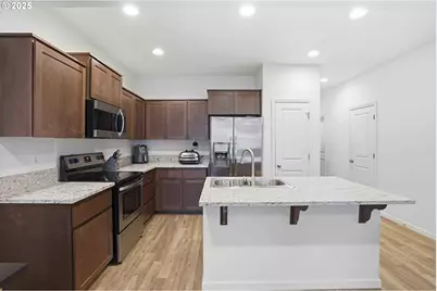 3714 NE 61st St, Vancouver, WA 98661 - Photo 8