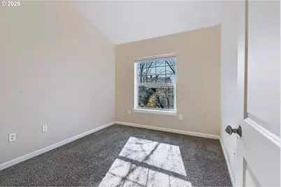1090 SW 170th Ave #201, Beaverton, OR 97003 - Photo 18