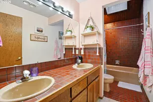 29885 Riverview Dr, Rainier, OR 97048 - Photo 20