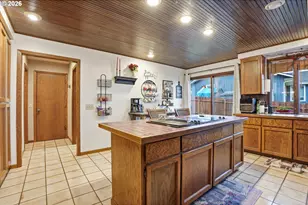 29885 Riverview Dr, Rainier, OR 97048 - Photo 16