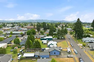 1525 S Second St, Lebanon, OR 97355 - Photo 20