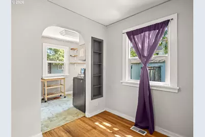 7448 SE 51st Ave, Portland, OR 97206 - Photo 8