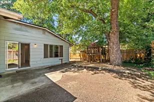 3377 W 16th Ave, Eugene, OR 97402 - Photo 22