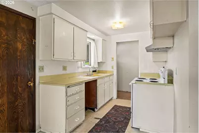 3377 W 16th Ave, Eugene, OR 97402 - Photo 12