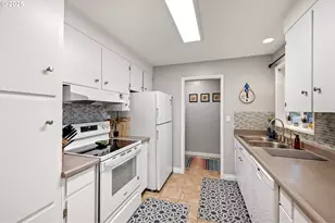 4020 Pearl St, Eugene, OR 97405 - Photo 2