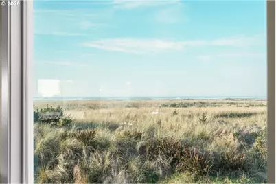 26580 Beach Dr, Rockaway Beach, OR 97136 - Photo 16