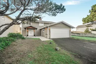 26580 Beach Dr, Rockaway Beach, OR 97136 - Photo 34