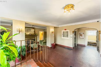 20 NW 16th Ave #215, Portland, OR 97209 - Photo 22