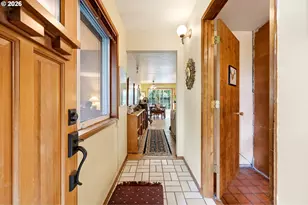 1850 SE 157th Dr, Portland, OR 97233 - Photo 4