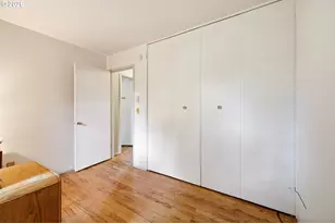 1850 SE 157th Dr, Portland, OR 97233 - Photo 16