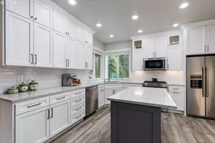 4802 Lakeview Blvd, Lake Oswego, OR 97035 - Photo 10