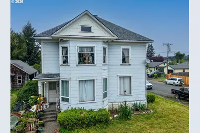131 Ash St, Myrtle Point, OR 97458 - Photo 6