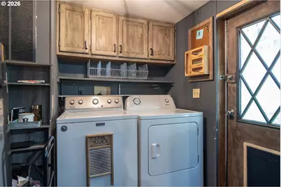 1256 Westview Dr, Roseburg, OR 97471 - Photo 28