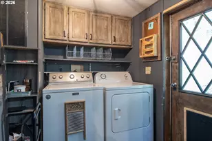 1256 Westview Dr, Roseburg, OR 97471 - Photo 28