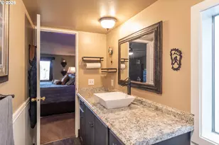 1256 Westview Dr, Roseburg, OR 97471 - Photo 34