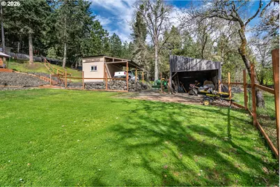 1256 Westview Dr, Roseburg, OR 97471 - Photo 48