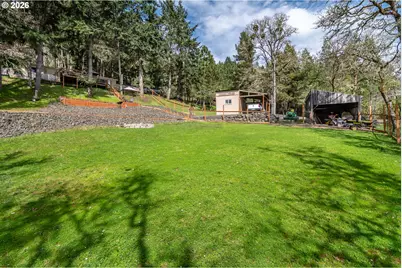 1256 Westview Dr, Roseburg, OR 97471 - Photo 4