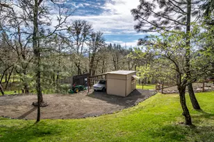 1256 Westview Dr, Roseburg, OR 97471 - Photo 8