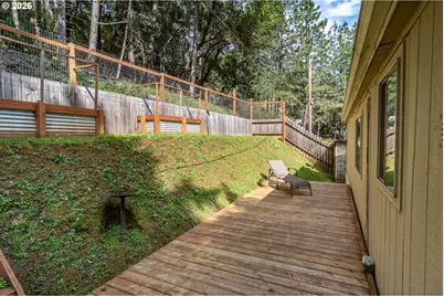 1256 Westview Dr, Roseburg, OR 97471 - Photo 42