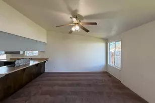 3328 Foxglove St, Lebanon, OR 97355 - Photo 4