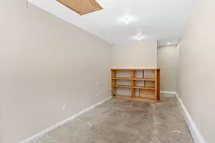 7625 NW Skyline Blvd, Portland, OR 97229 - Photo 36