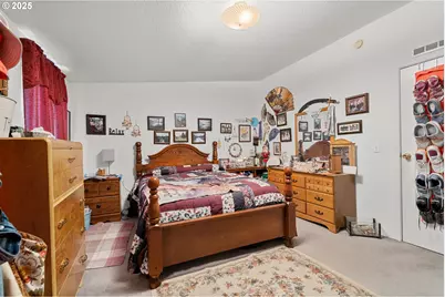 1675 NW 11th St, Hermiston, OR 97838 - Photo 22